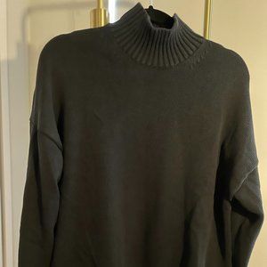 Everlane Black Turtleneck Womens Sweater Size M